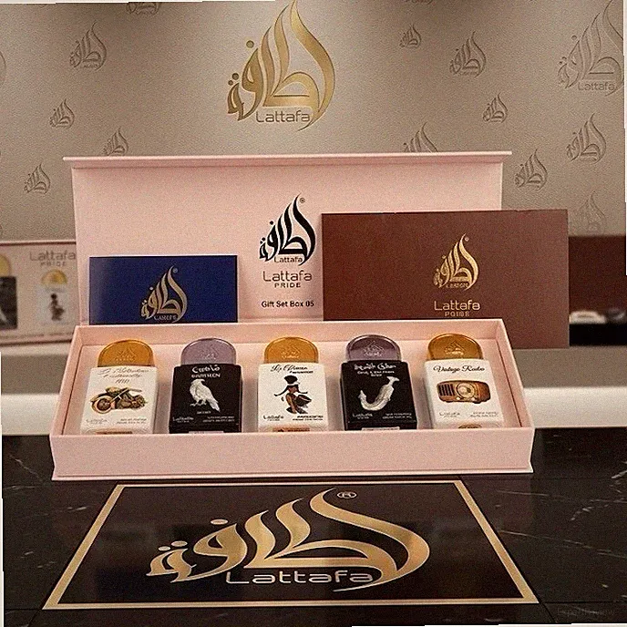 Lattafa Vintage Khaleeji Opulent Oud Red QaedAl Eau de Parfum Spray Gift Set